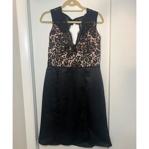 Jim Hjelm Occasions Black Lace Satin V-Neck Cocktail Dress Size 14 Made in USA